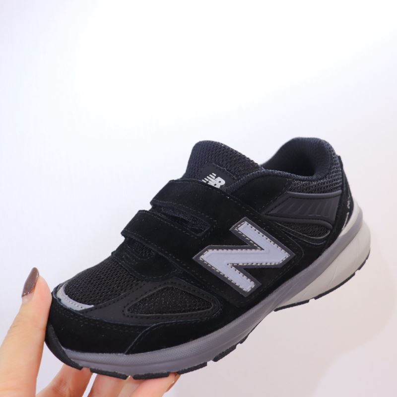 NEW BALANCE SHOES